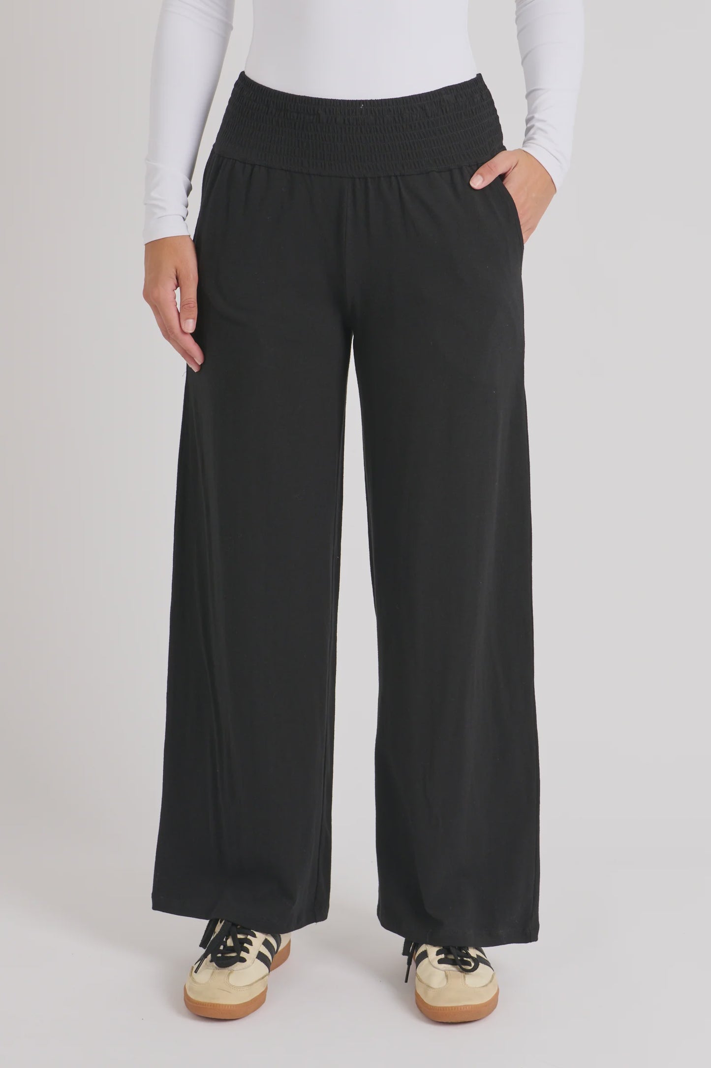 One Ten Willow Shirred Waist Pant - Black