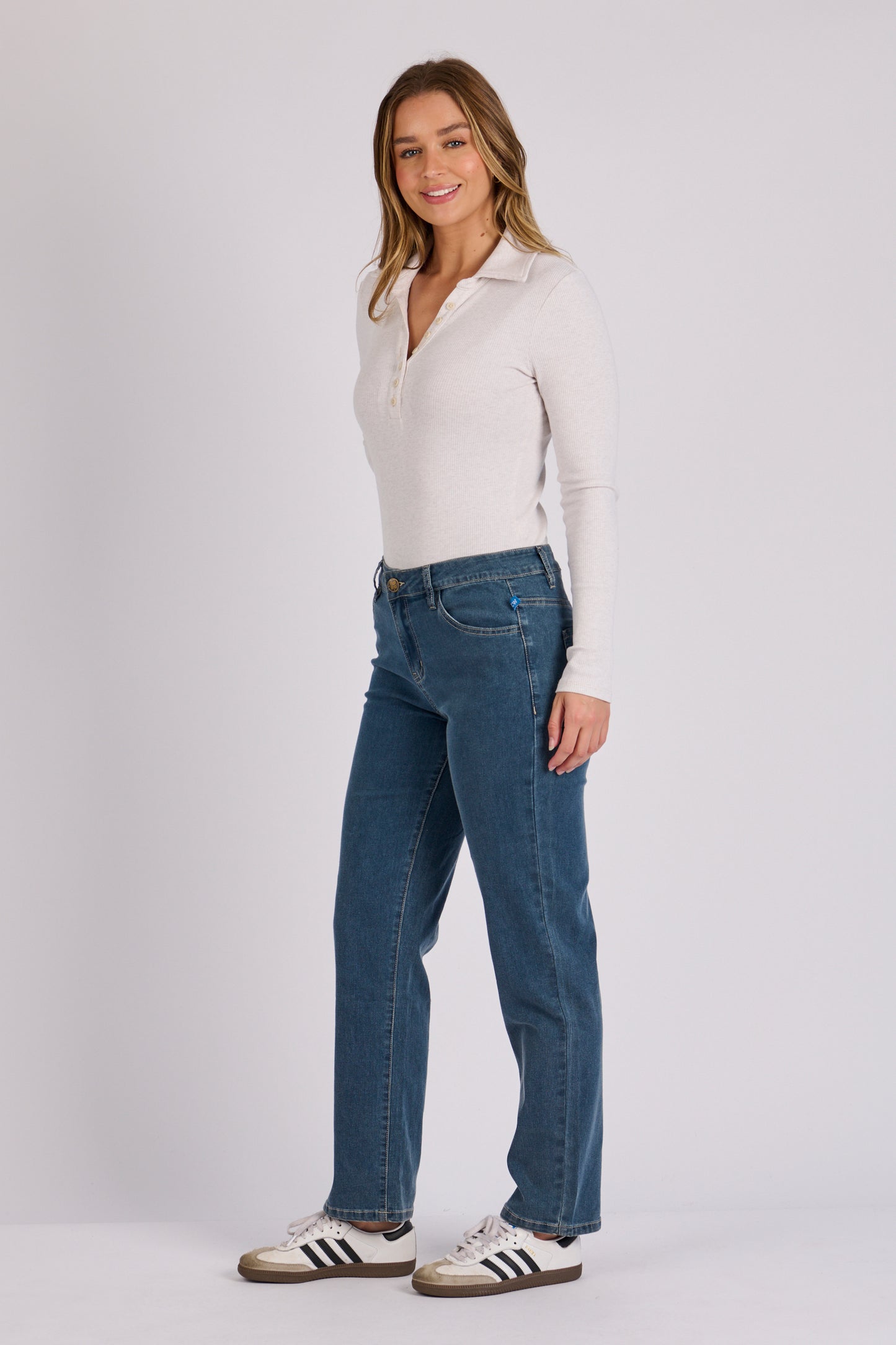 onetenwillow Boyfriend Jeans - Mid Blue Wash