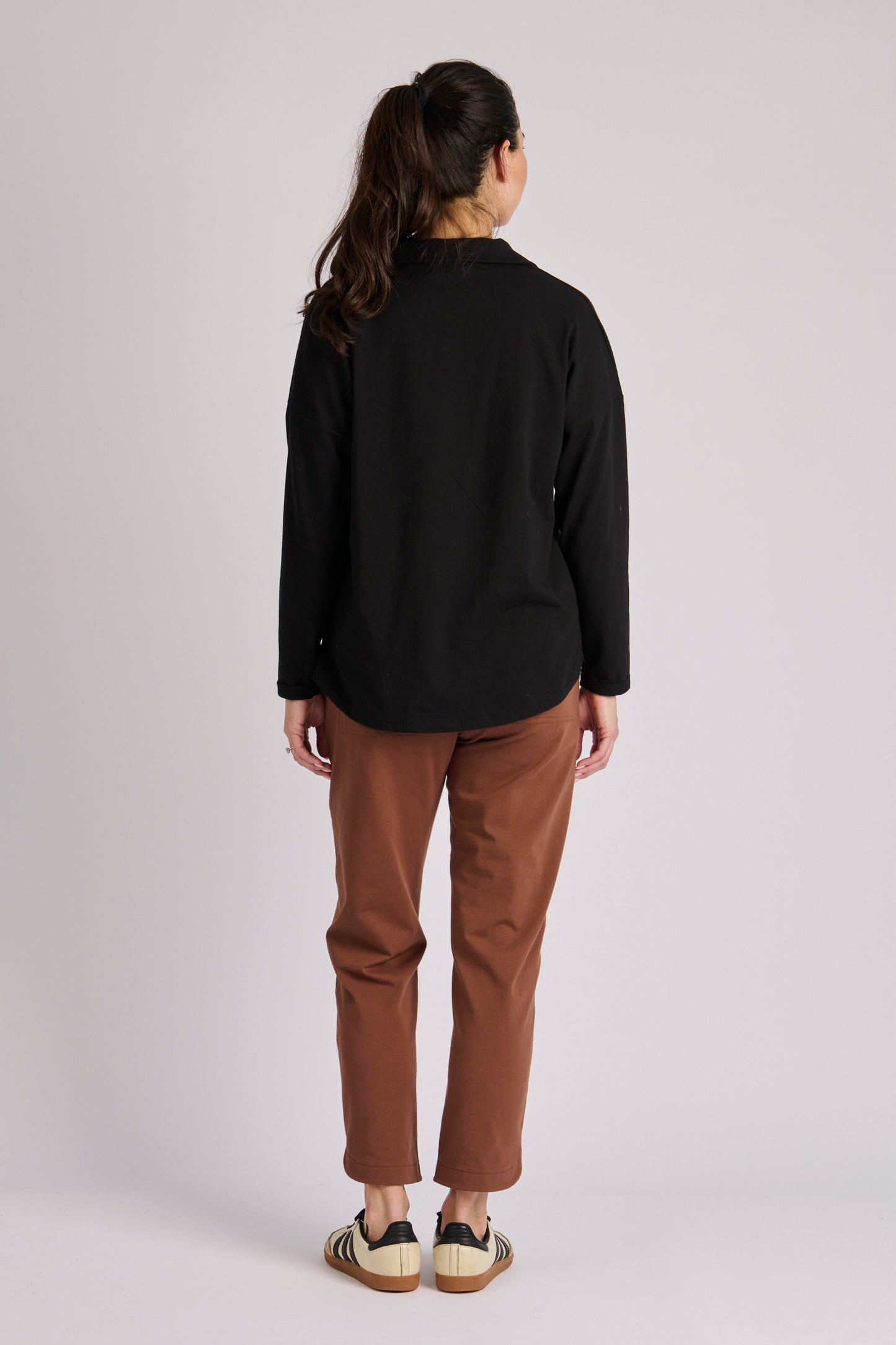 onetenwillow Collared Long Sleeve Top - Black