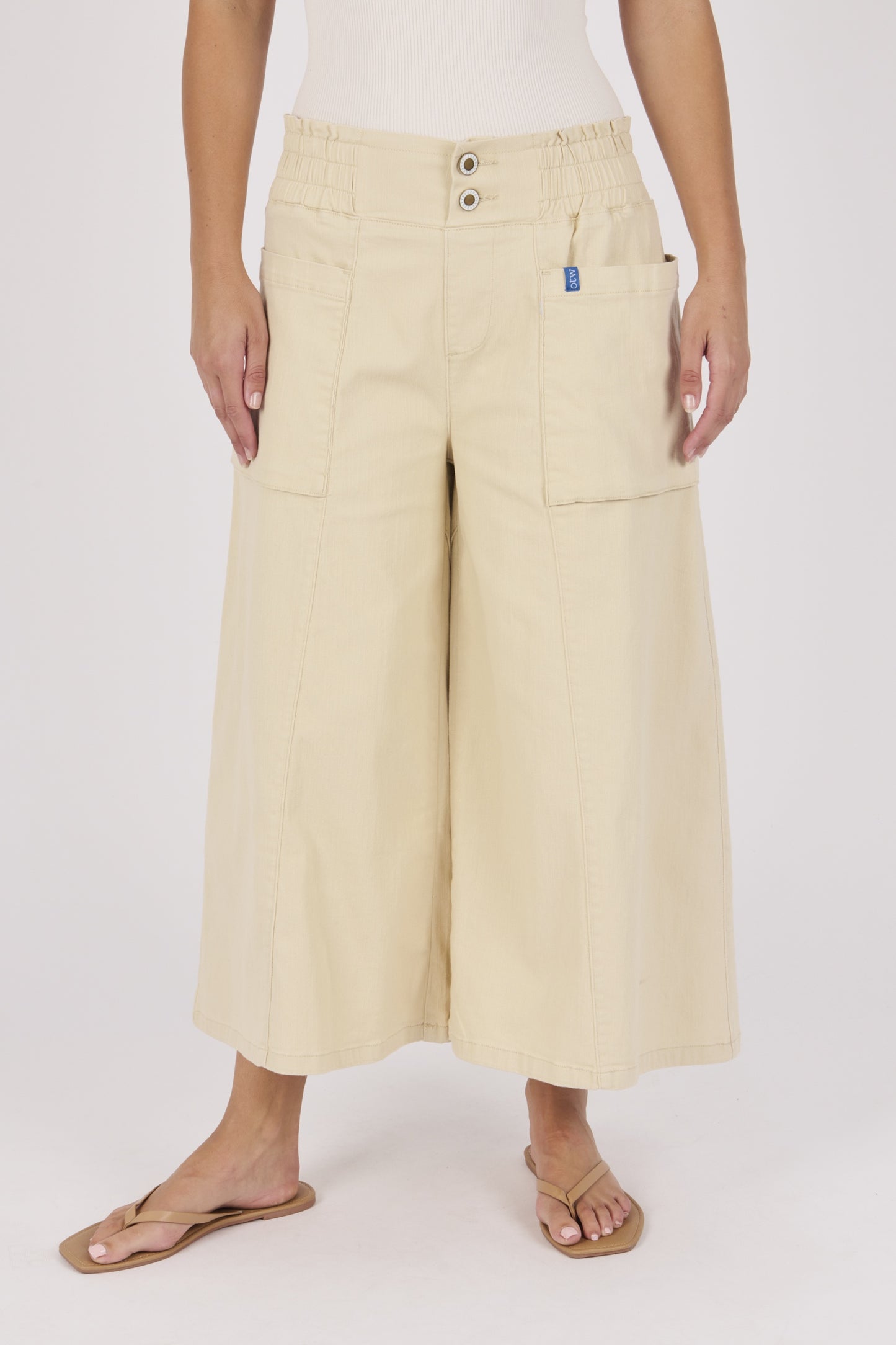 One Ten Willow Patch Pocket Wide Leg Jean- Ecru