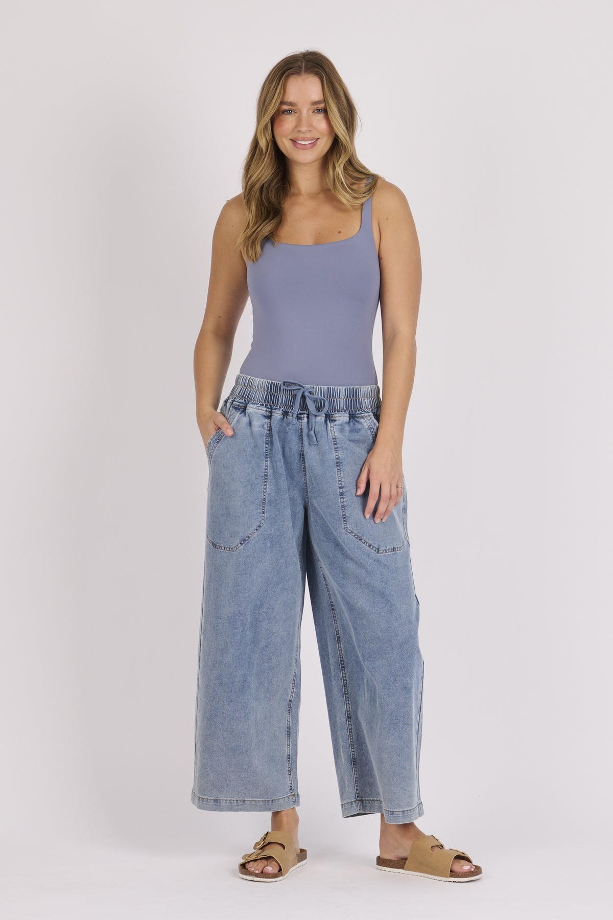 onetenwillow Relaxed Pull On Jeans - Mid Blue