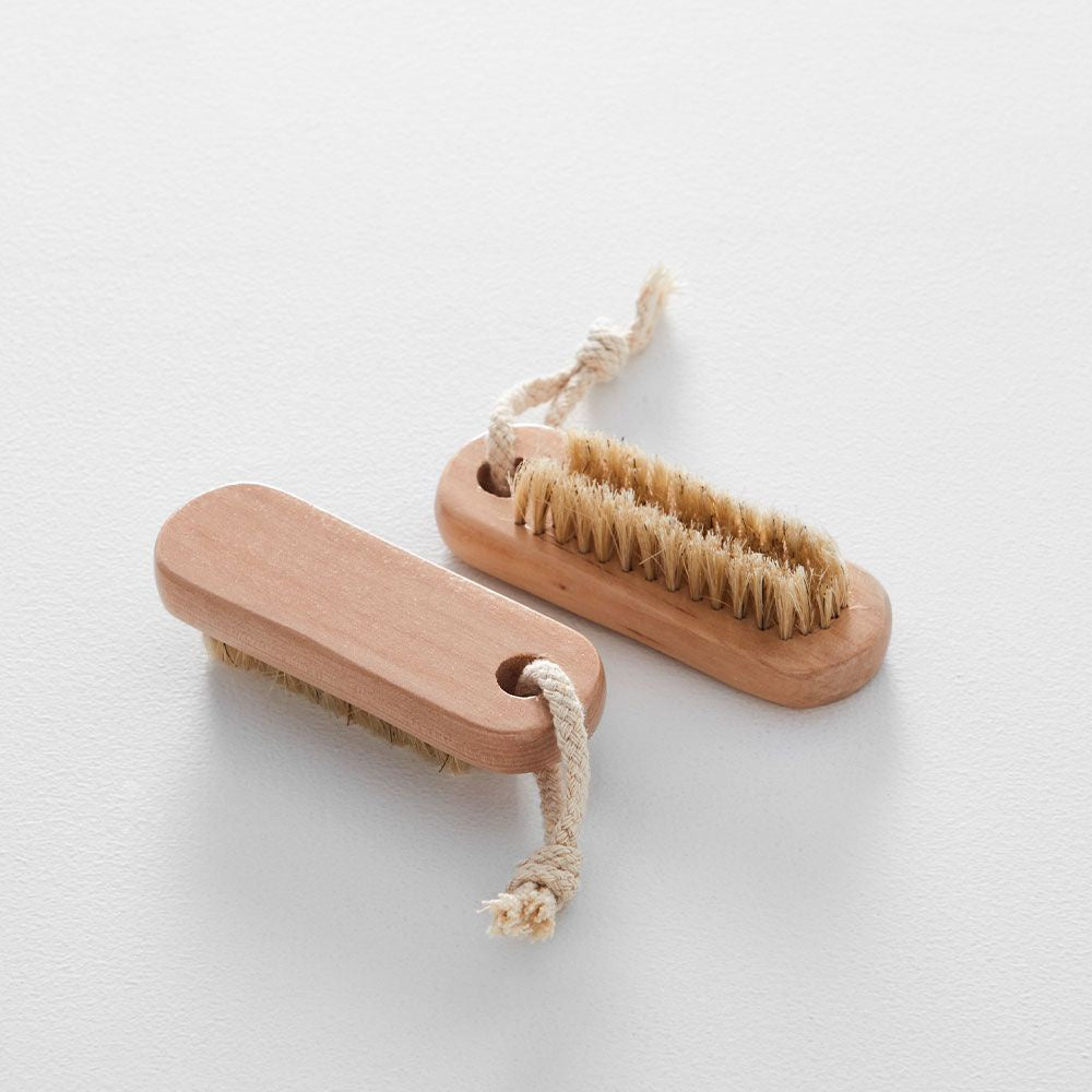 Elemental Bathe Wood Nail Brush