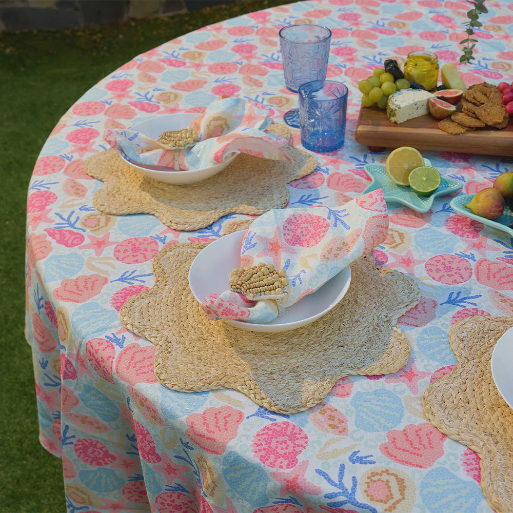 Annabel Trends Shelly Beach Round Tablecloth