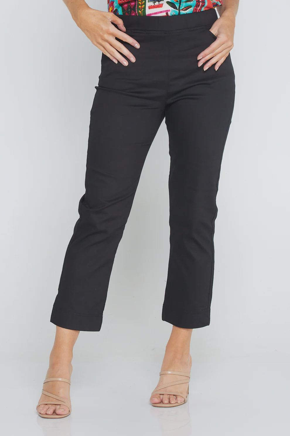 Cafe Latte Pull On Elastic Waist 7/8 Pant Black