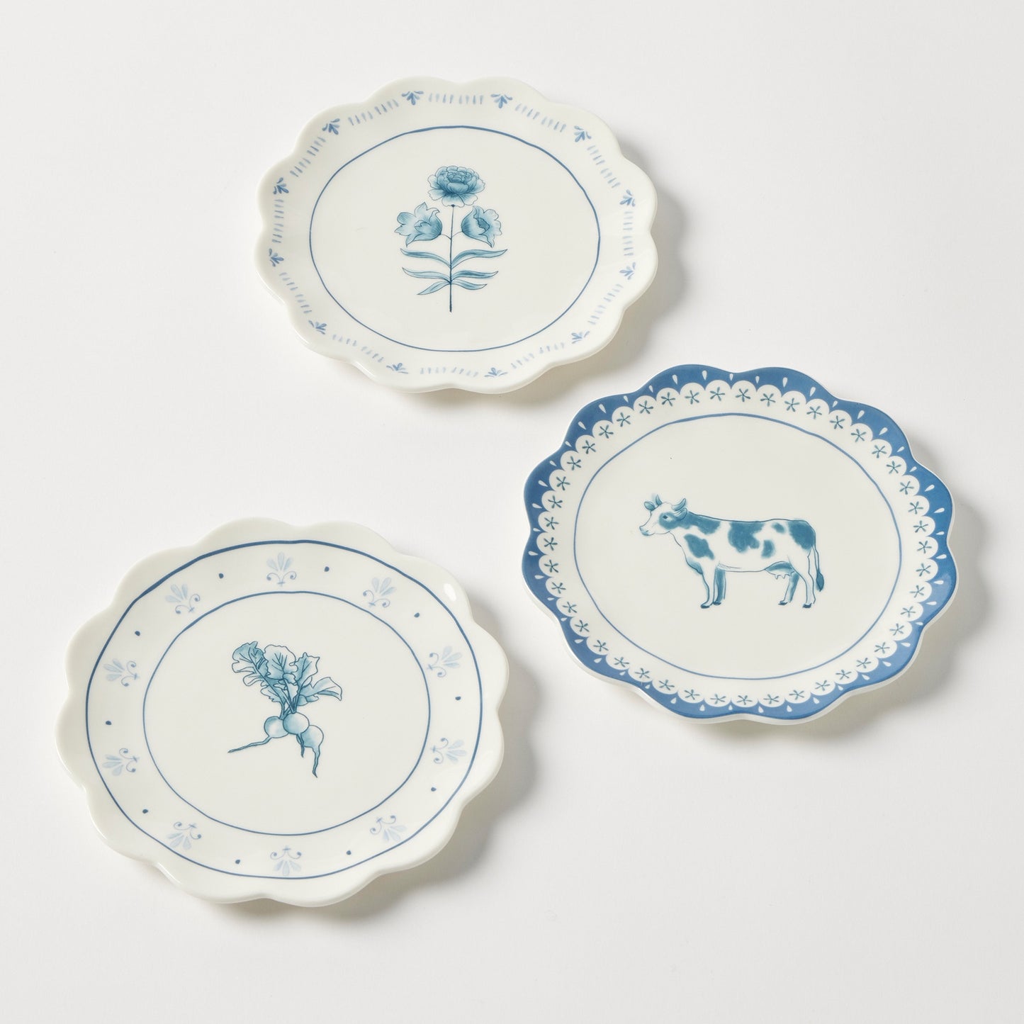 Pilbeam Living Maison Bleue Petite Plate
