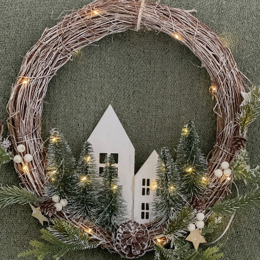 Gala Wreath Houses LED Wood Plastic 60 X 35 CM