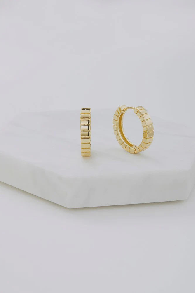Zafino Willow Hoop - Gold