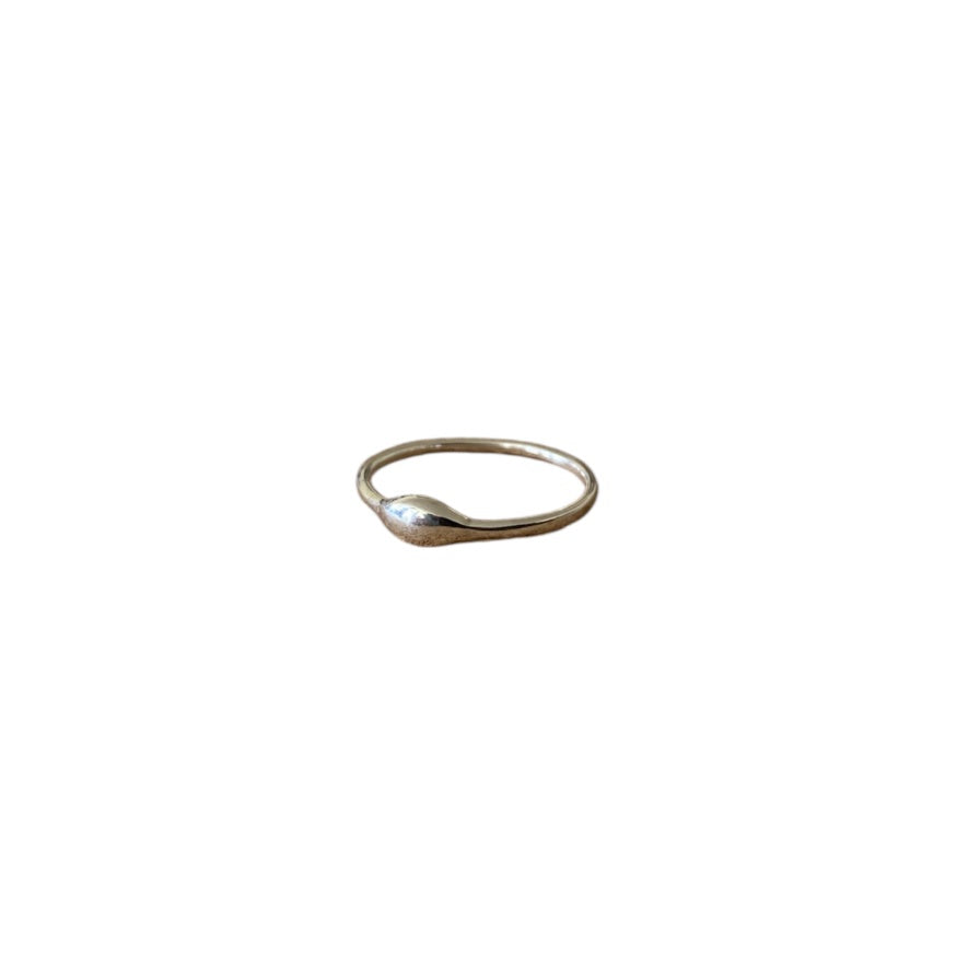 BD Signature Dainty Silver Ring