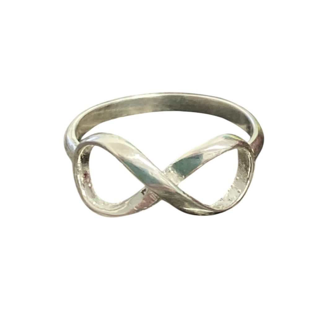 BD Sterling Silver Infinity Ring