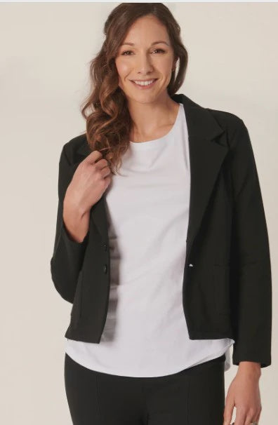 One Ten Willow Ponte Blazer Black