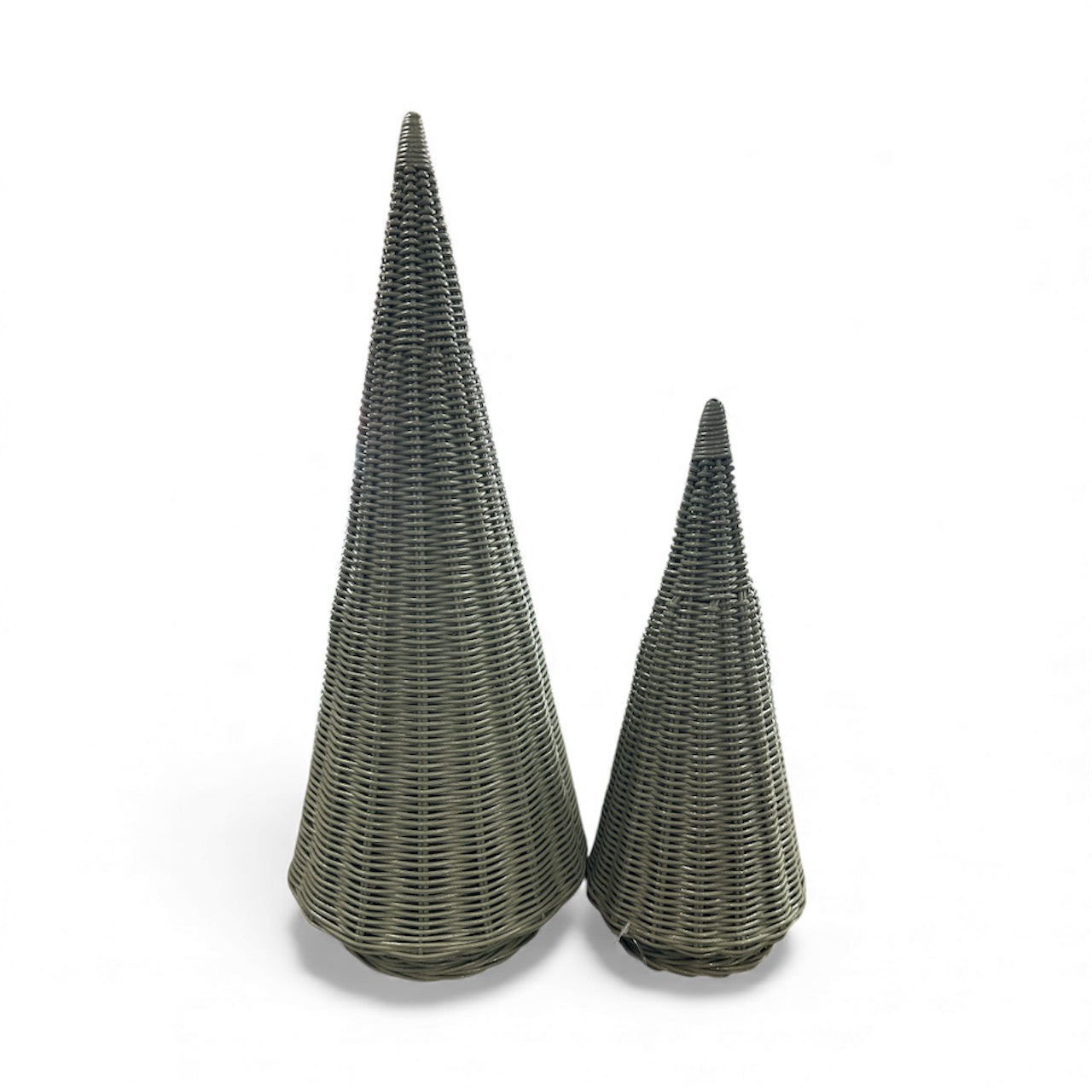 Madras Link Clovelly Green Christmas Tree Decor Set Of 2
