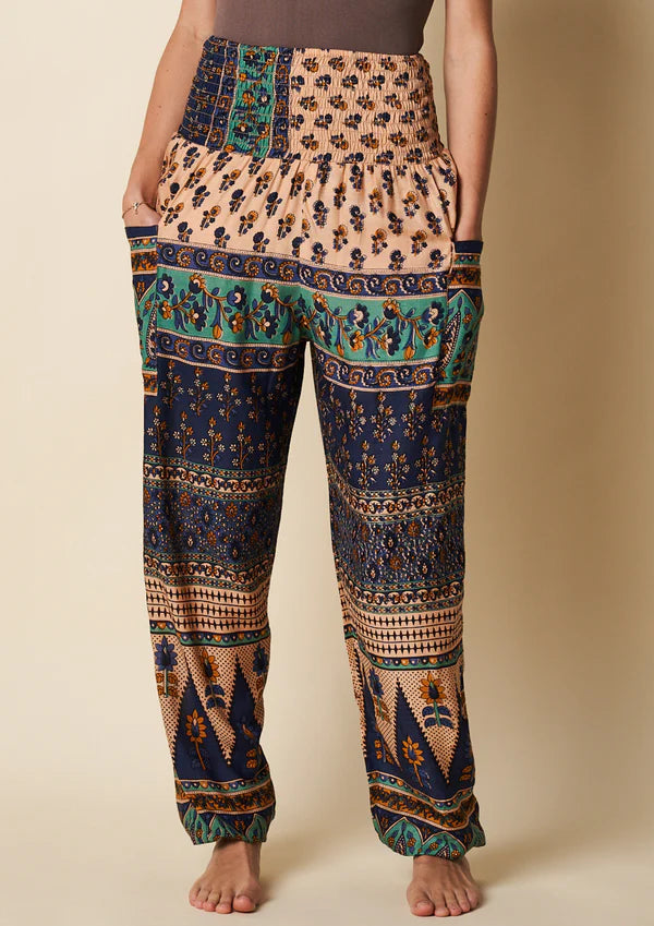 Urban Oasis Shirred Waist Cuff Pant