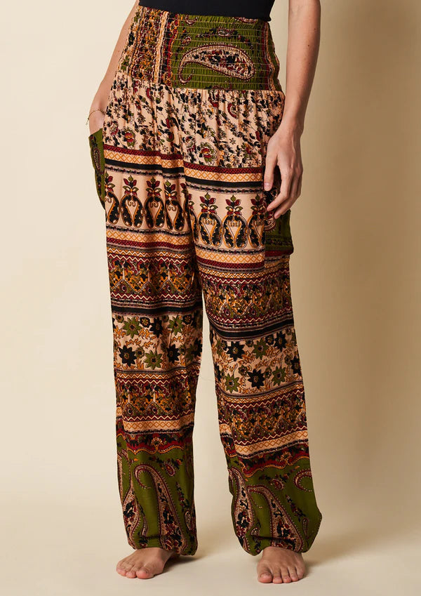 Urban Oasis Shirred Waist Cuff Pant