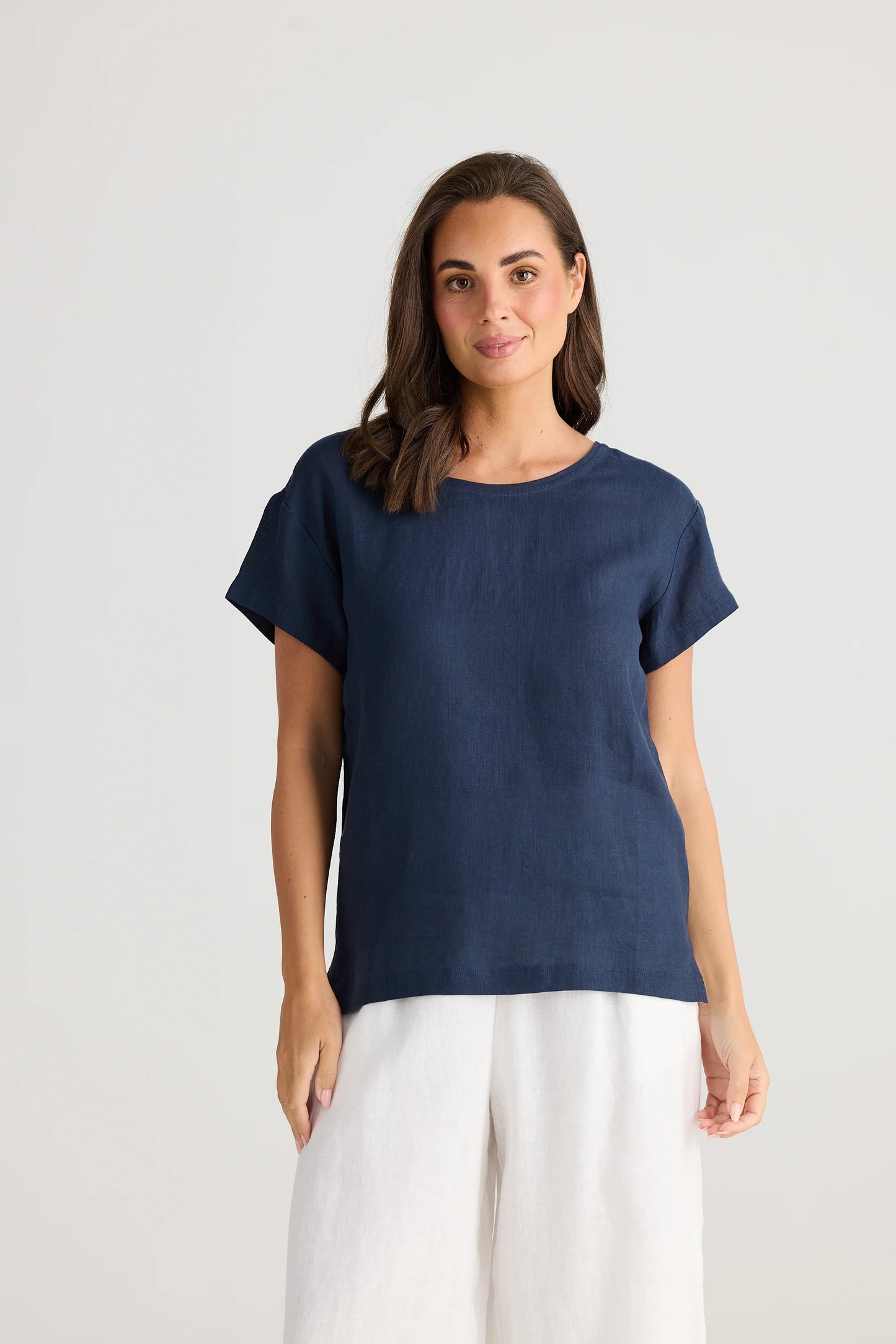 Holiday Captain Tee Linen