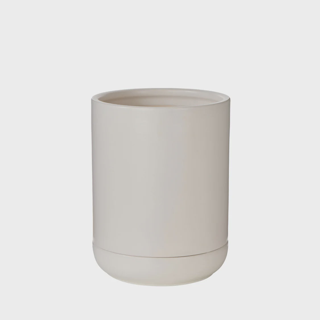 Rogue Luana Pot w/Saucer-White- 26x26x33cm