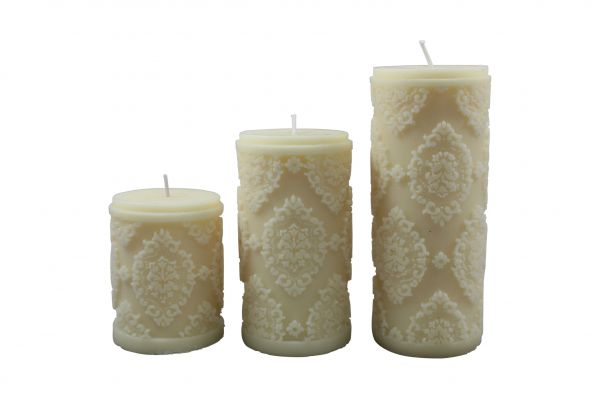Darlin Diamond Pillar Sculpture Candle Cream