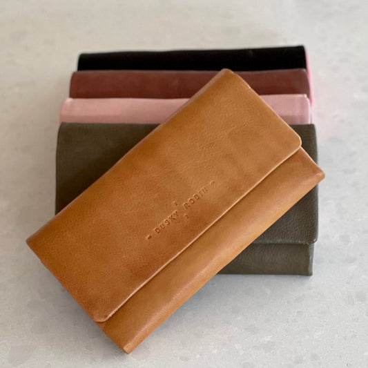 Dusky Robin Rose Purse