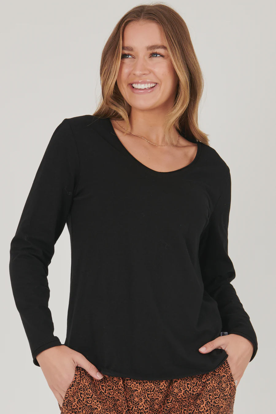 One Ten Willow Long Sleeve Scoop Hem Top