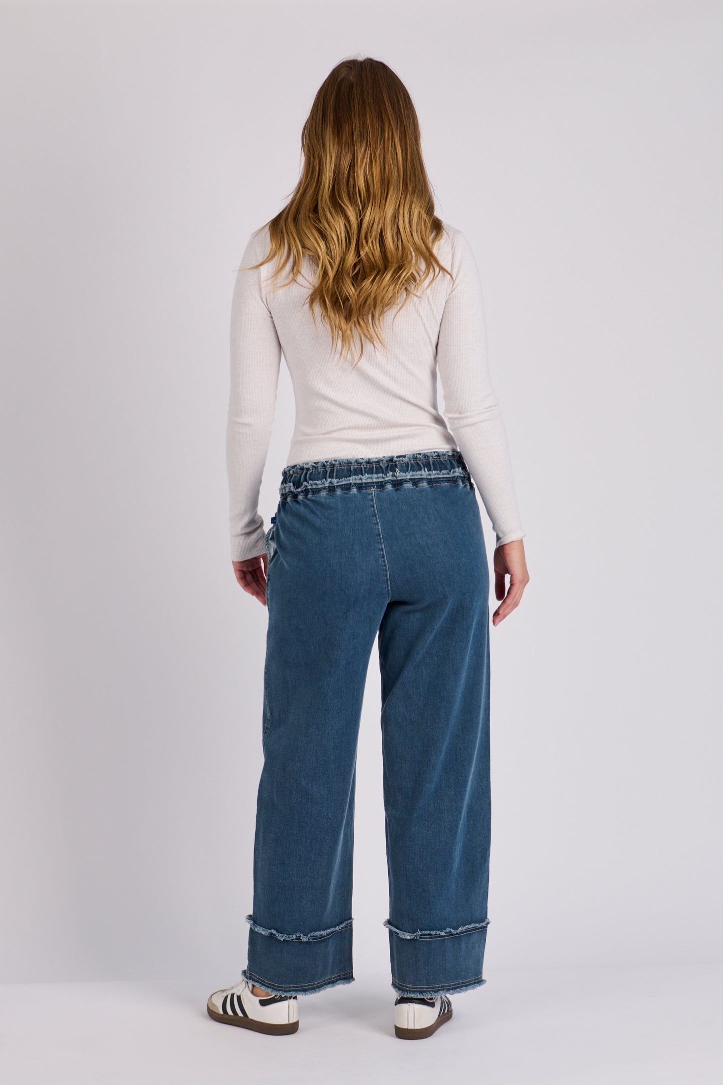 onetenwillow Cuff Detail Jeans - Mid Blue