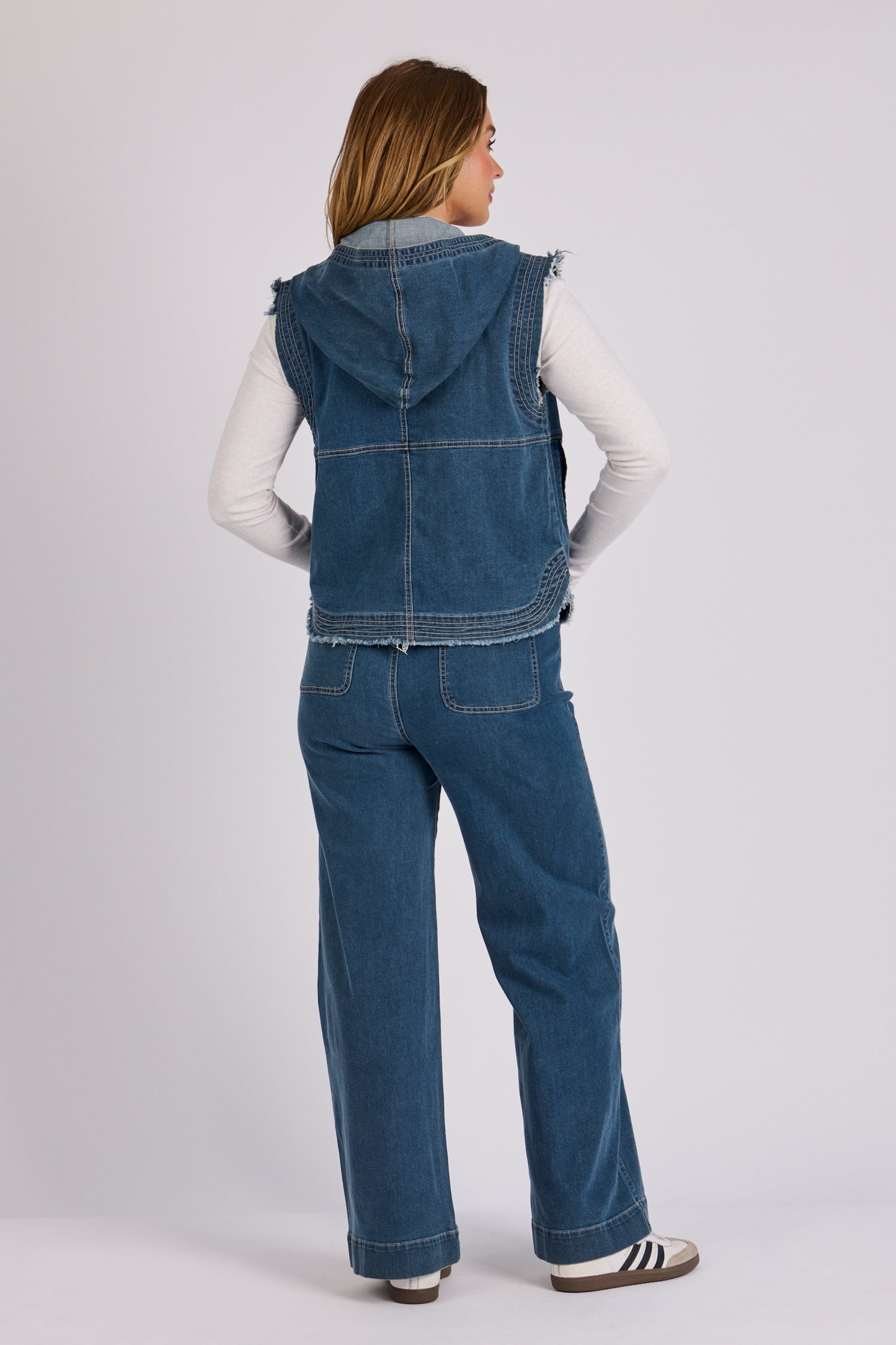 onetenwillow Zip Through Vest - Mid Blue