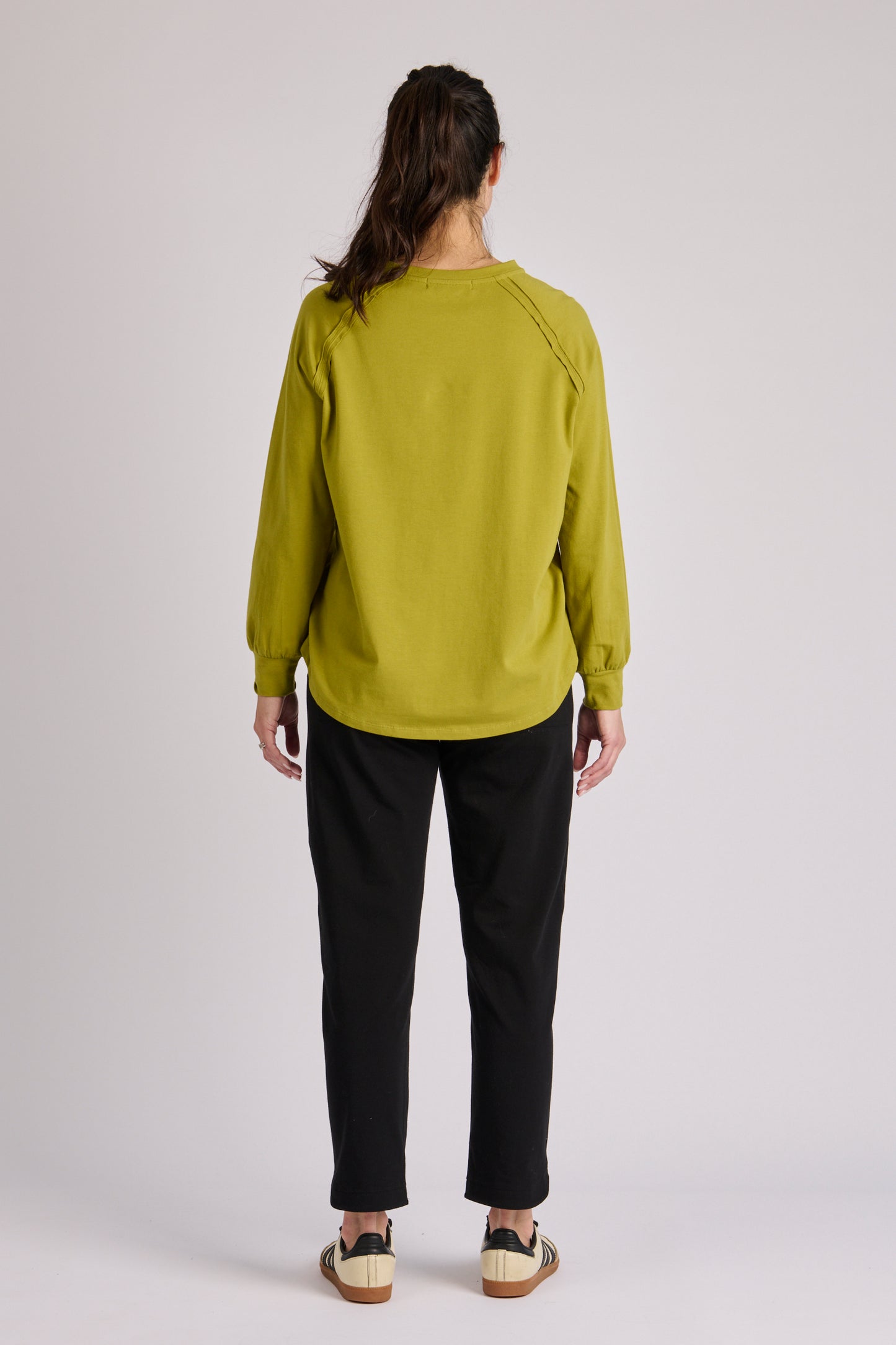 onetenwillow Collar Detail Long Sleeve Top - Moss Green