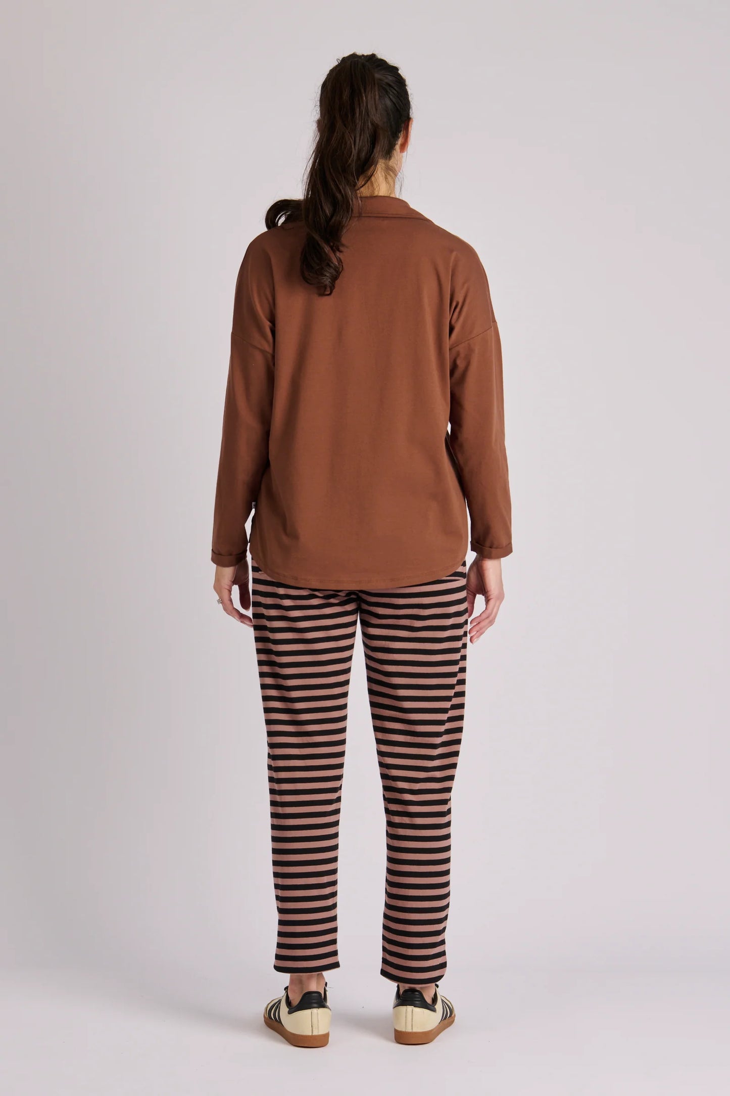 One Ten Willow Collared Pop Over Top