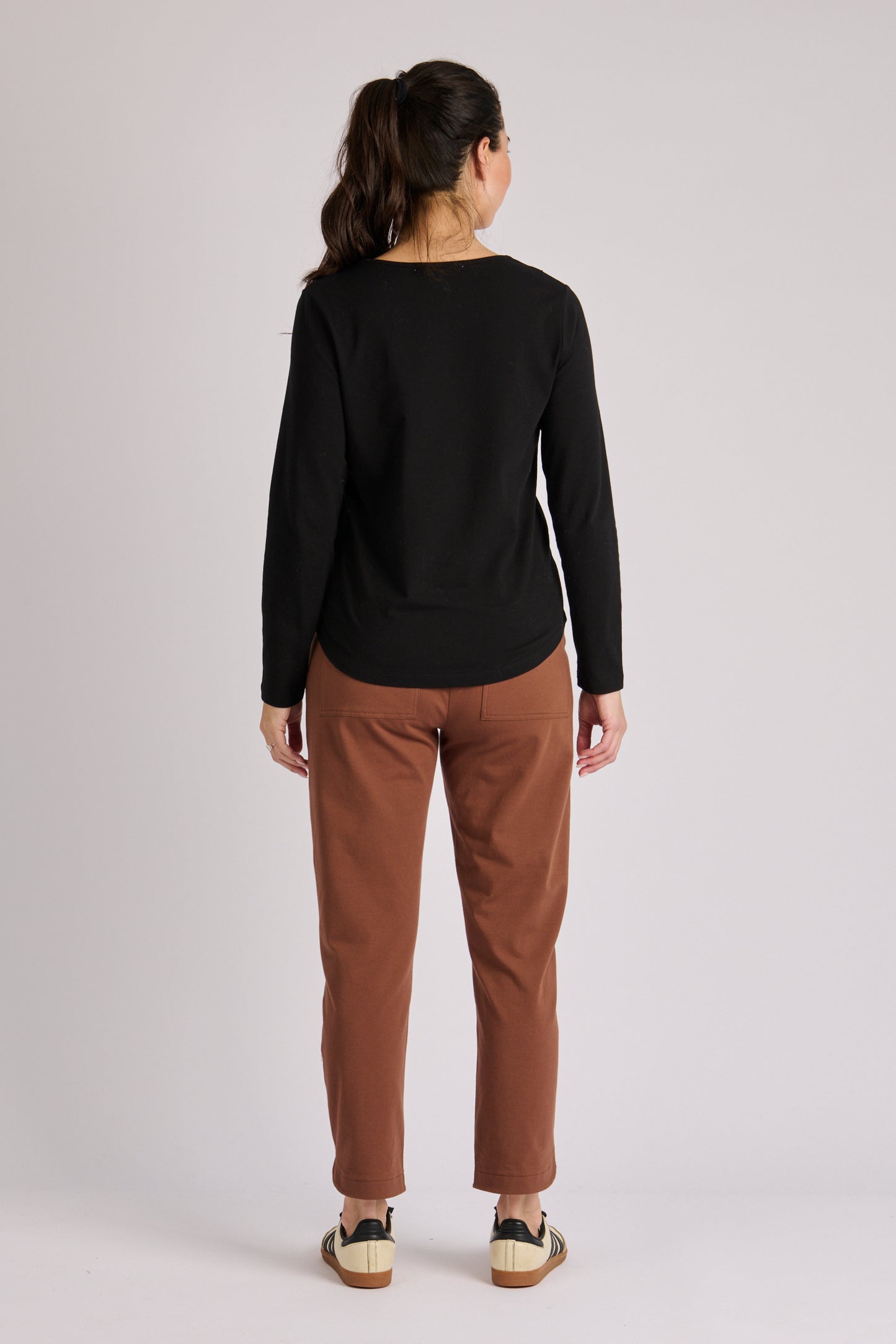 onetenwillow Lace Insert Long Sleeve Tee