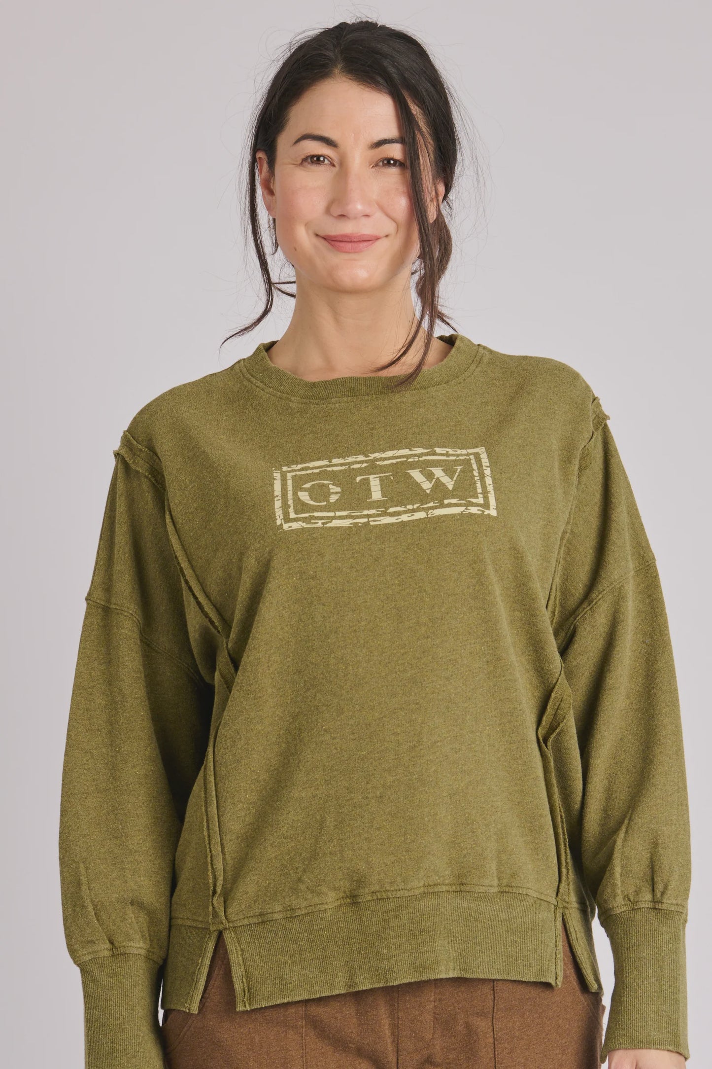 One Ten Willow Seam Panel Top