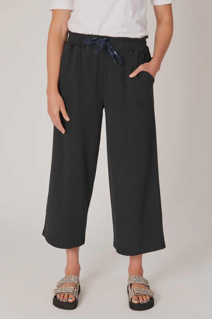 One Ten Willow Culotte Washed Black