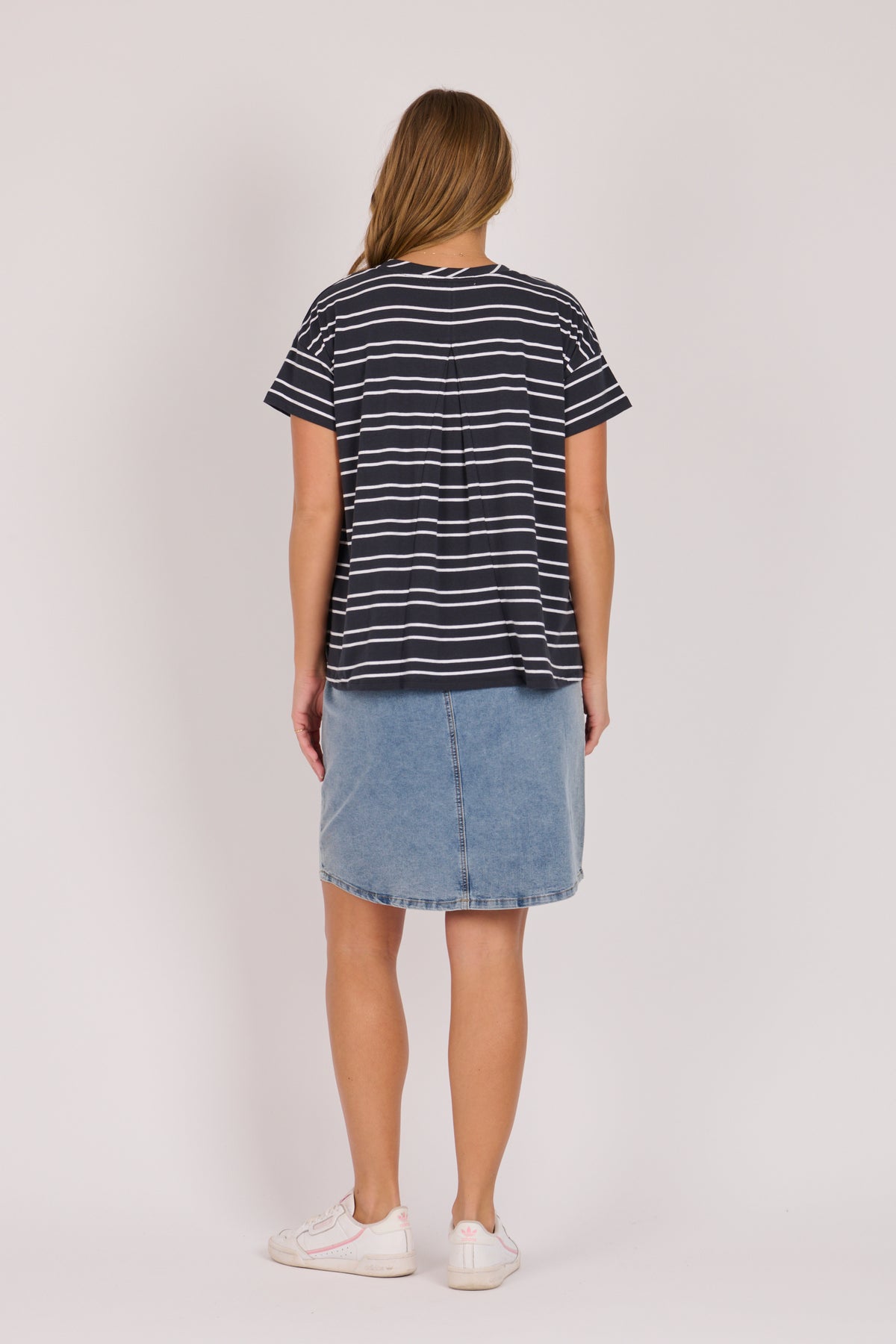 onetenwillow Pleat Back Tee -Navy/White Stripe