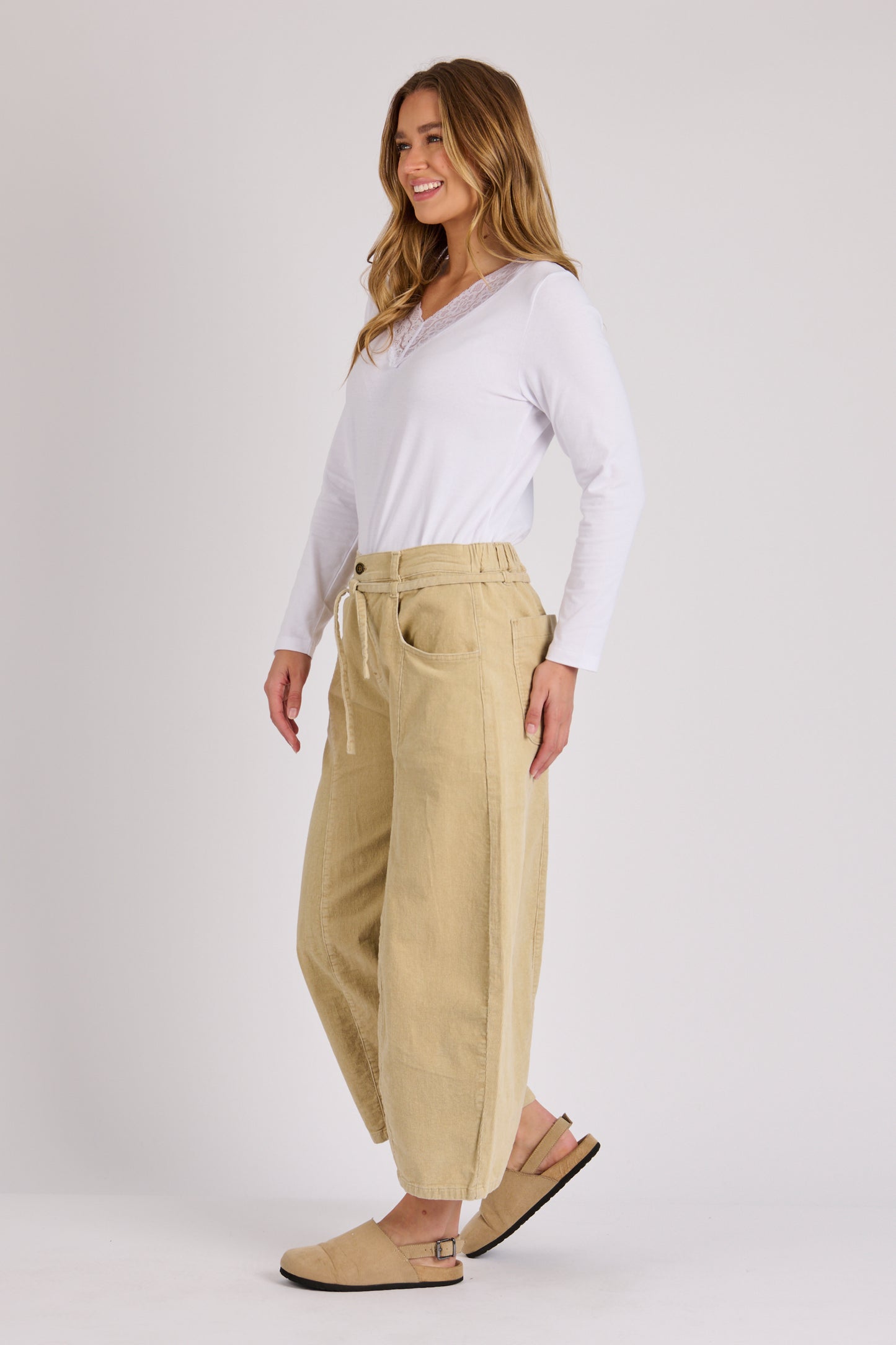 Ellis & Dewey Cord Barrell Leg Pant - Stone
