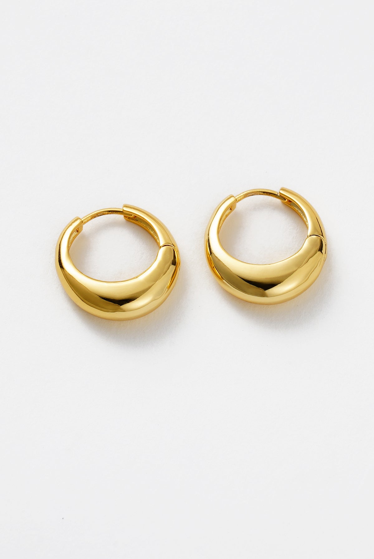 Zafino Cleo Hoop - Medium - Gold