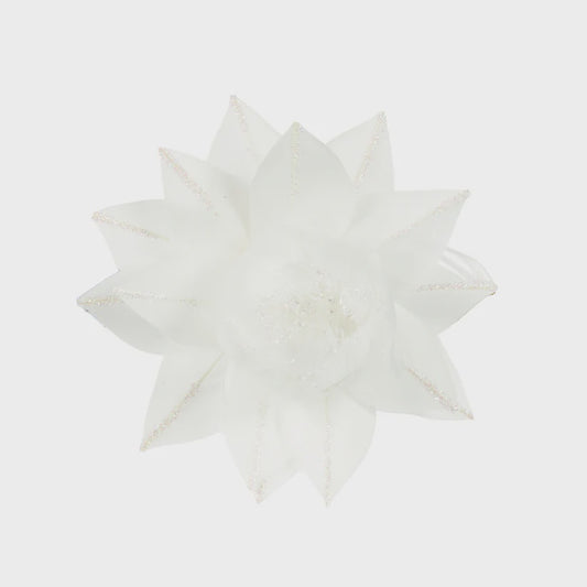 Holly & Ivy White Leaf Clip Flower