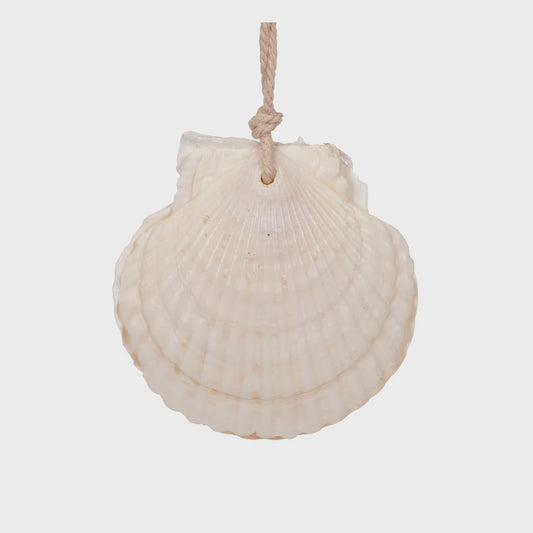 Holly & Ivy Hanging Clam Ornament