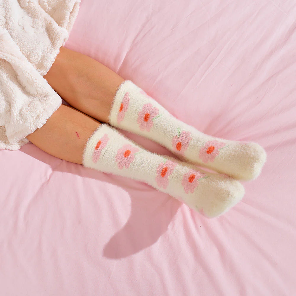 Annabel Trends Fuzzy Bed Socks