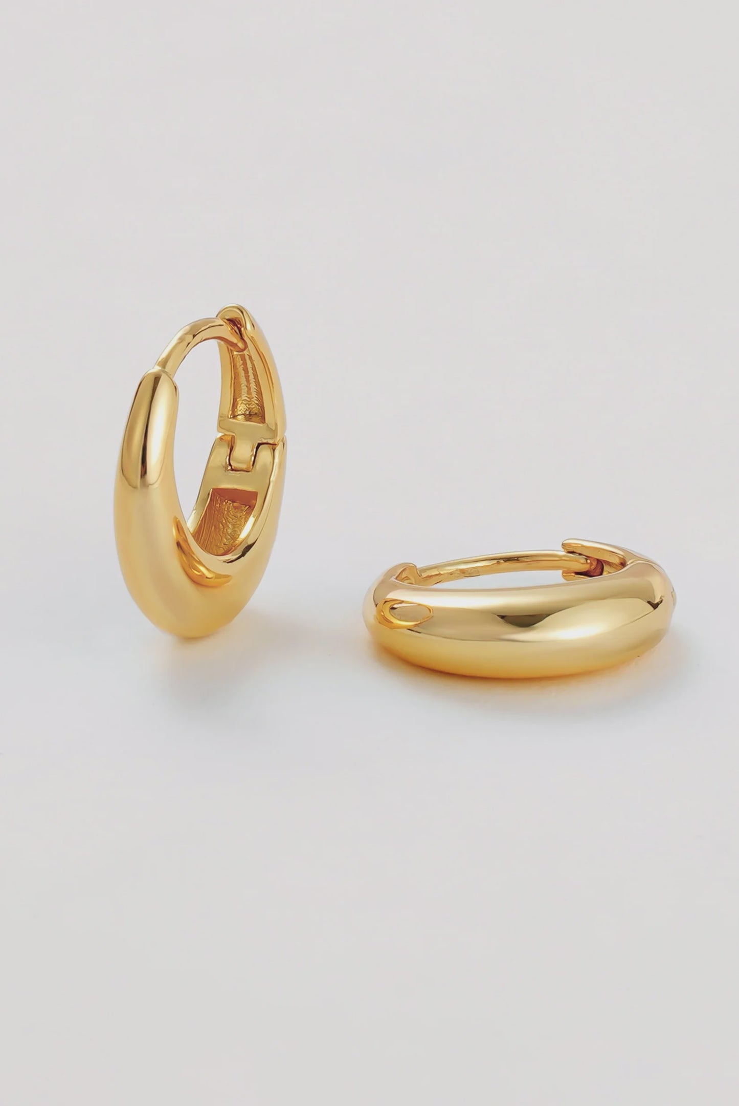 Zafino Cleo Hoop - Medium