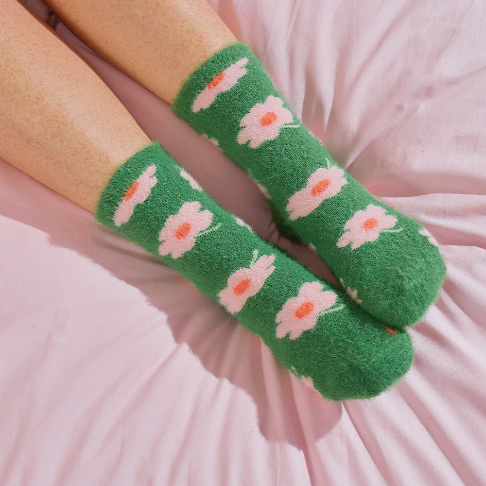 Annabel Trends Fuzzy Bed Socks