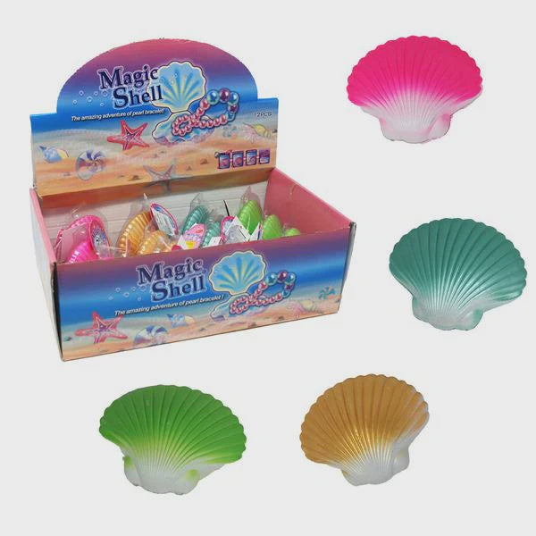 Pink Poppy Hatch Clam Shell With Surprise Pearl Bracelet