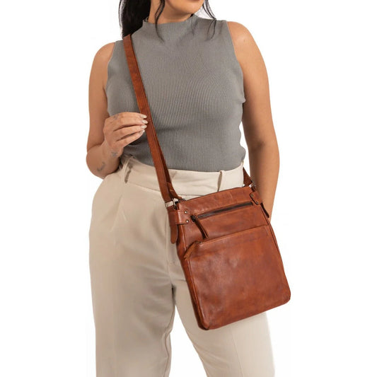 Greenwood Leather Shoulder Bag Robbie Cognac