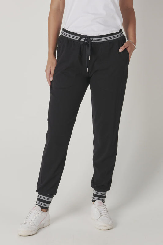 One Ten Willow: Seam Detail Trackpant - Black